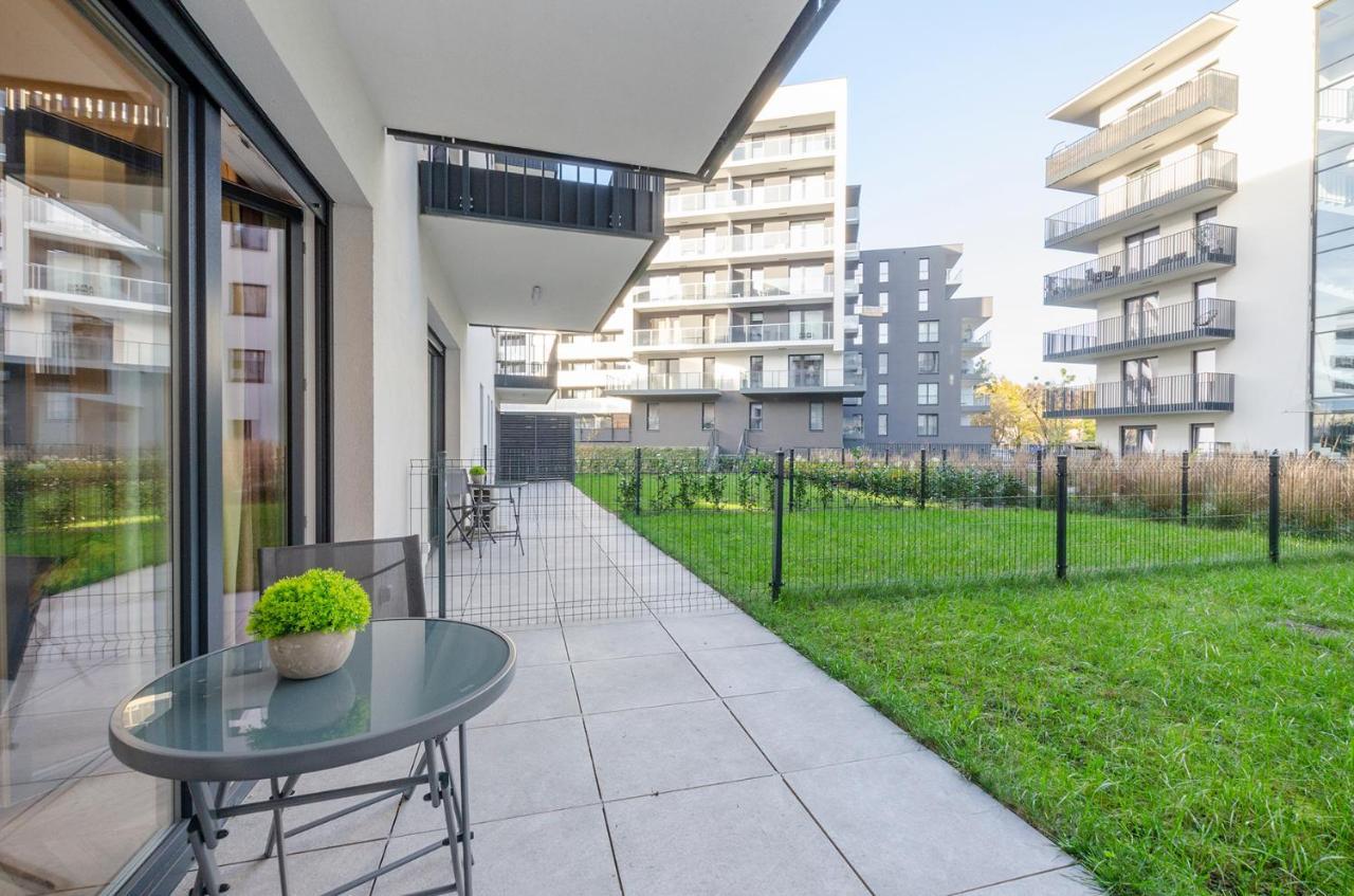 Sky Home- Rose Apartament -Manufaktura, Bezplatny Parking, Klima, Dostep Na Kod Łódź Eksteriør bilde